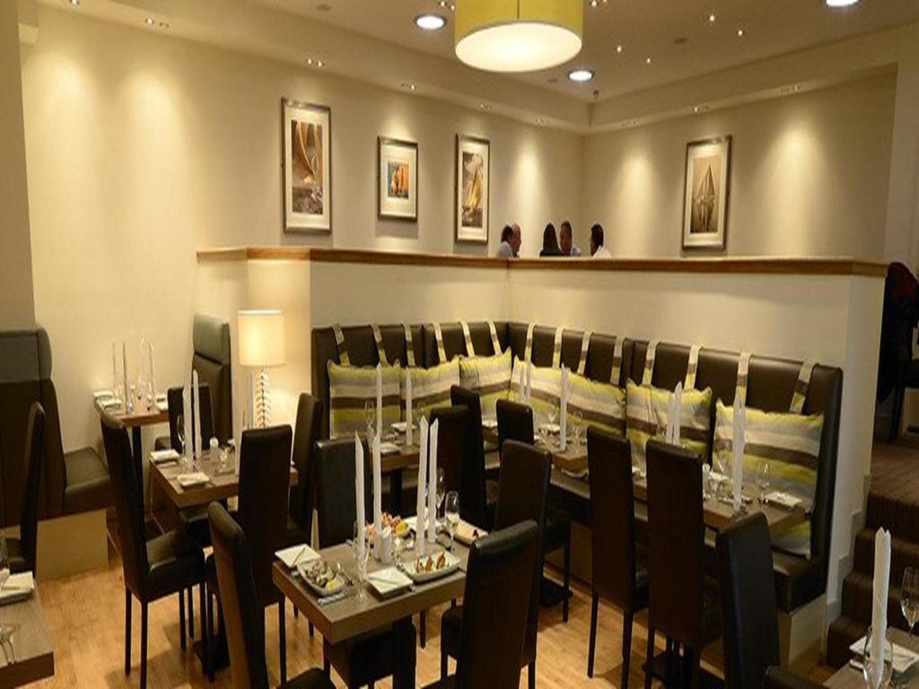 Anchor Hotel And Seabed Restaurant Tarbert  Exterior foto
